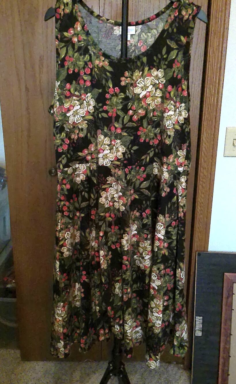 LuLaRoe Black Floral Short-Sleeve A-Line Dress Soft Stretch Everyday Casual